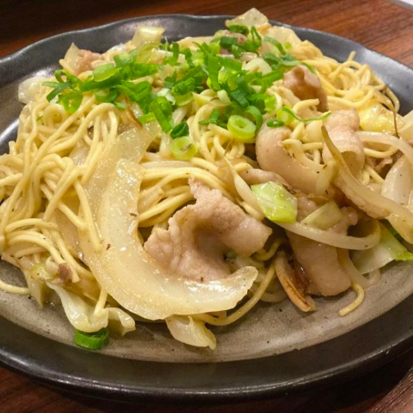 旬彩酒房李庵の焼きラーメン